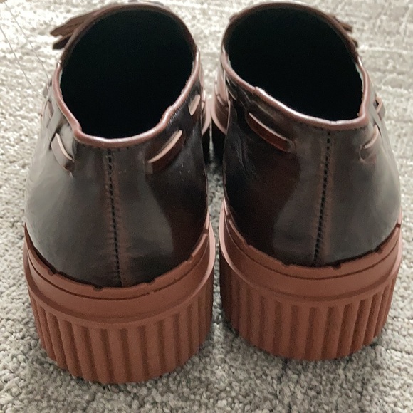 TOD’S Tasseled Glossed-Leather Loafers - Picture 11 of 14